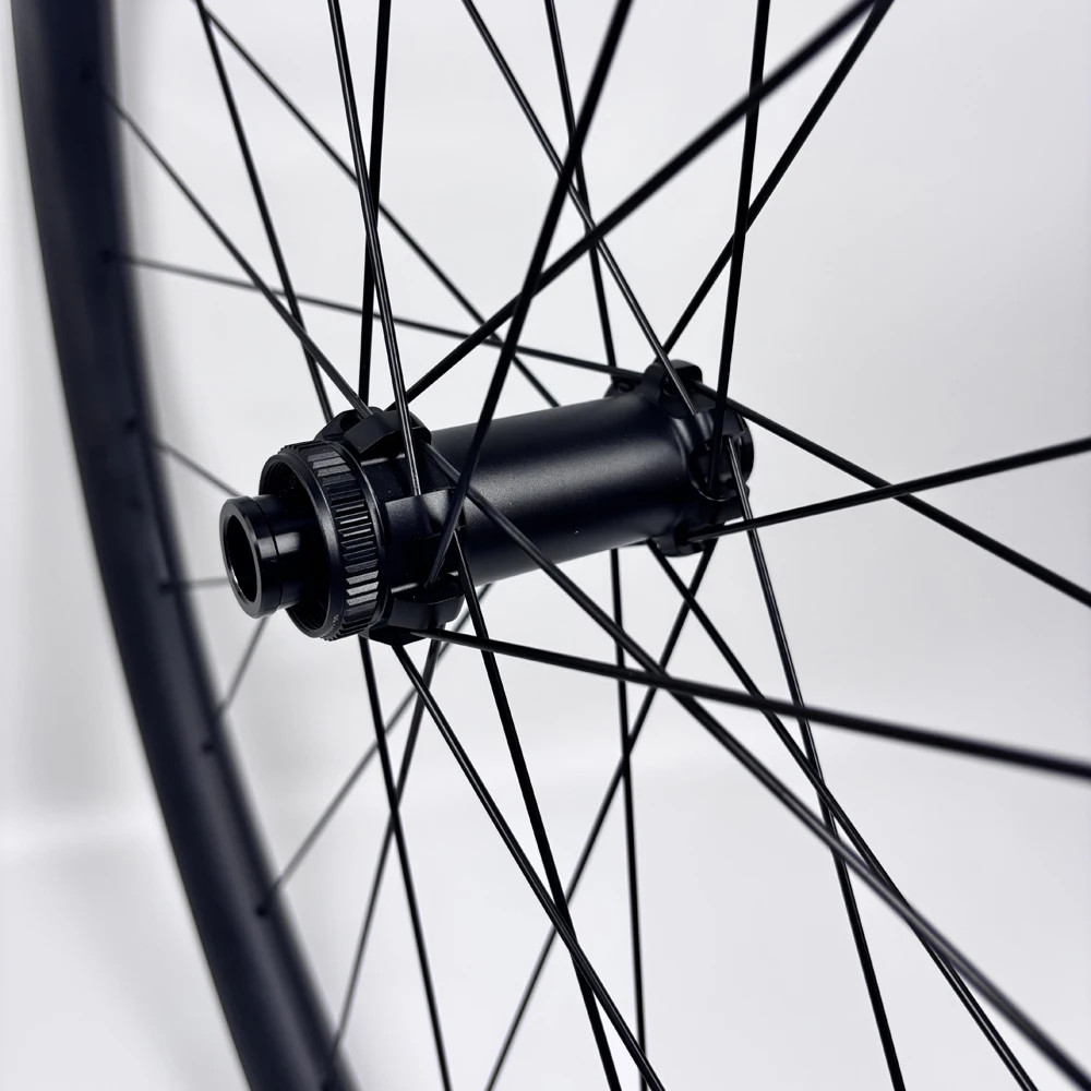 Set ruote MTB 32 in fibra di carbonio tubeless foto 3
