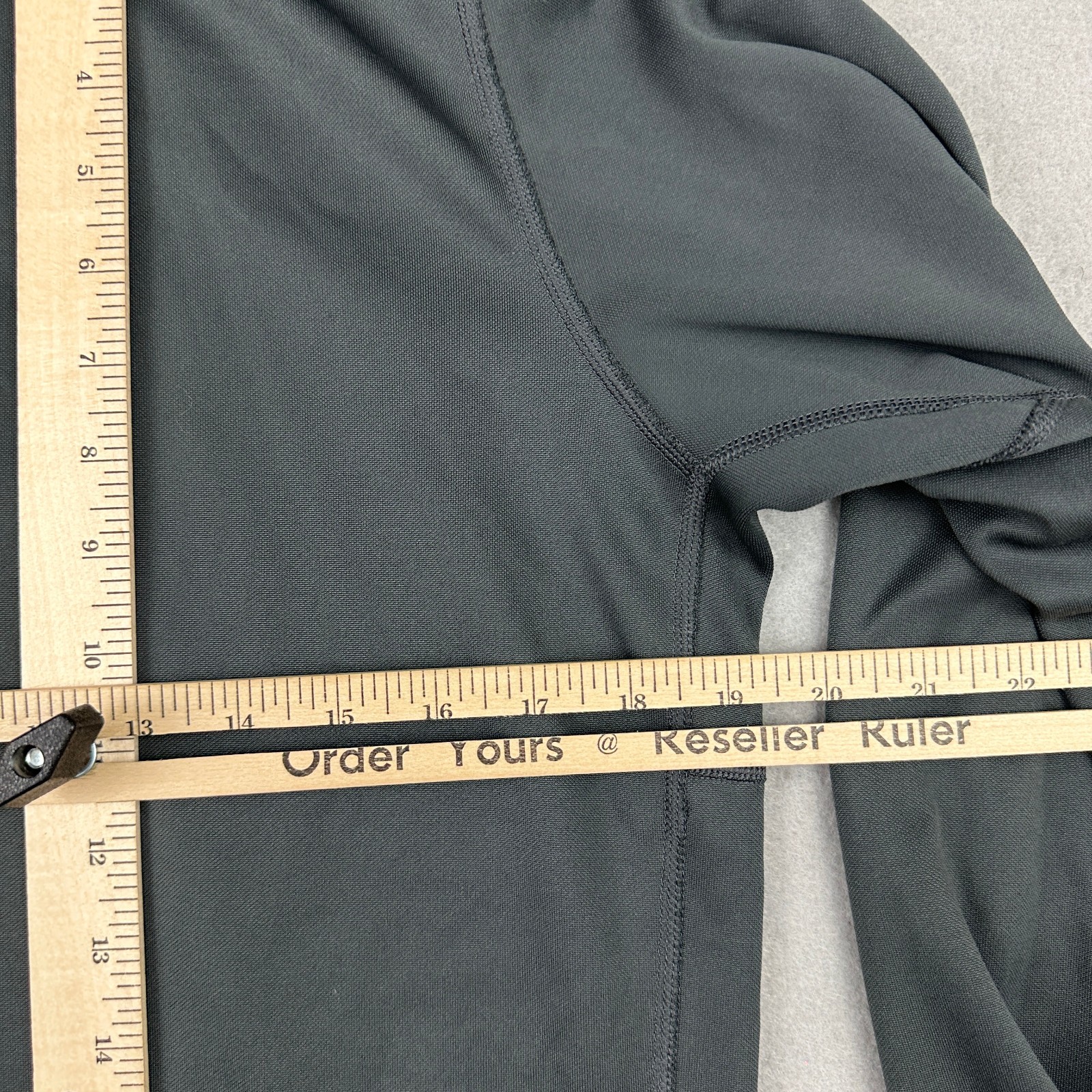 Nike Sweater Men Medium Gray Solid Running 1/4 Zi… - image 5