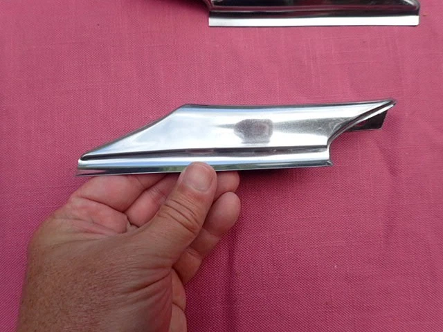 Pontiac Star Chief 1956 guardabarros delantero pintura divisor molduras, diestro derecho, ¡nuevo! 521468 Foto 4 de 4