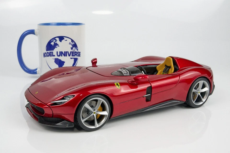 Bburago - 1:18 Ferrari Monza SP1 Red Signature Edition - Image 3 of 4