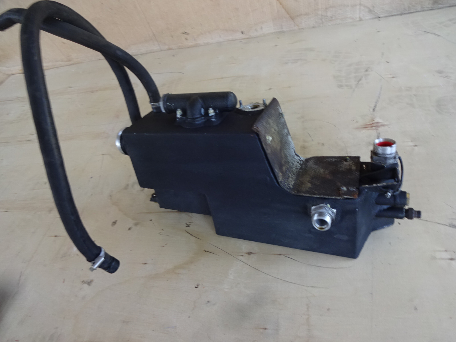 Ferrari 355 Oil Tank P/N 161485 - 170063