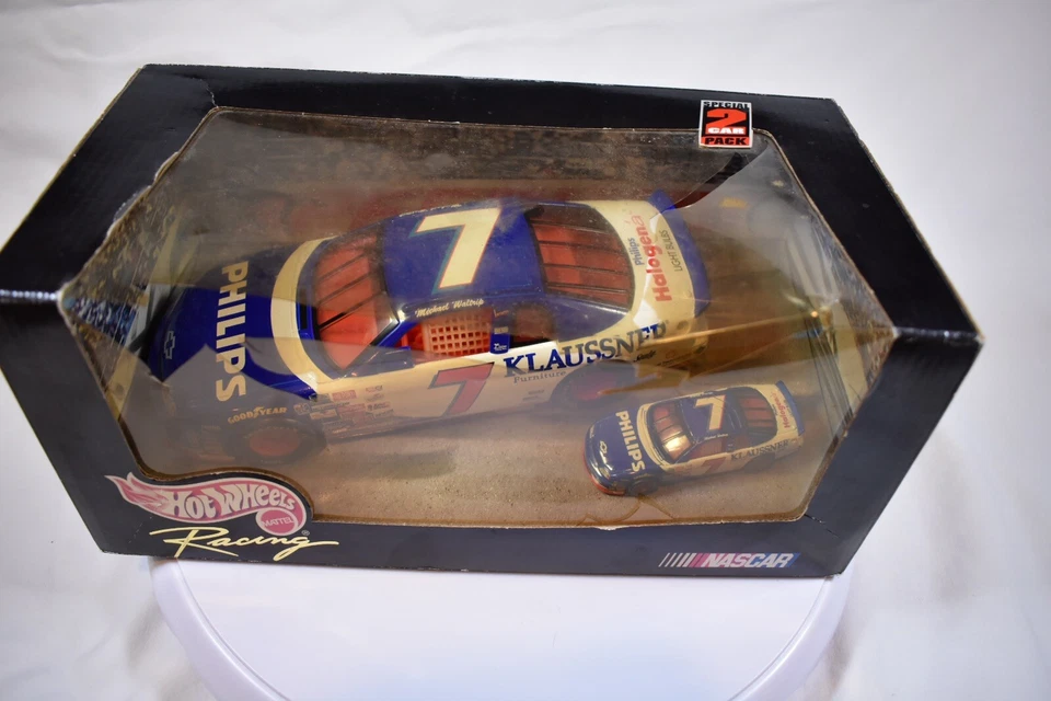 Diecast Hot Wheels NASCAR Mattel #7 Racing escala 1:24 y 1:64 caja dañada ver foto Foto 3 de 4