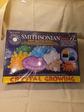 Smithsonian Crystal Growing Kit Earth Science Grows Crystals Kid Gift Sealed NEW