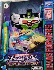 Transformers Legacy Evolution Medix Deluxe Walgreens Exclusive