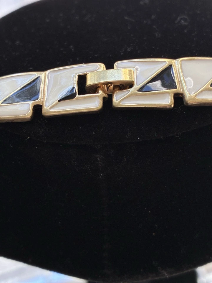 Enameled Black/White Statement Necklace Gold Tone - Image 2 of 4