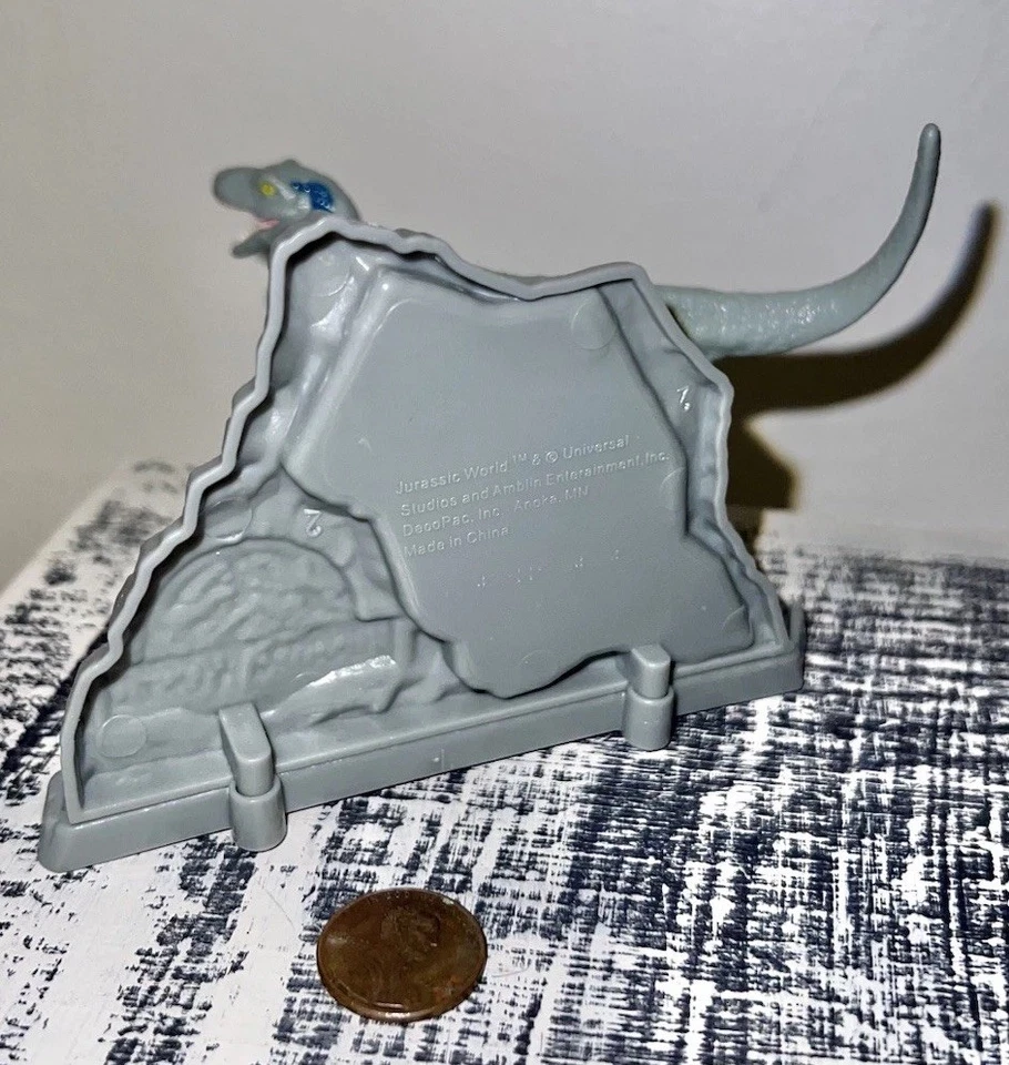 Auténtico Dinosaurio Mundo Jurásico Dino Azul Velociraptor Pastel Topper Usado Una Vez Foto 4 de 4