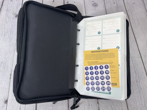 Vintage Case Logic CD Player And 48 CD Storage Case Black Nylon Zippered VGC! - Picture 5 of 8