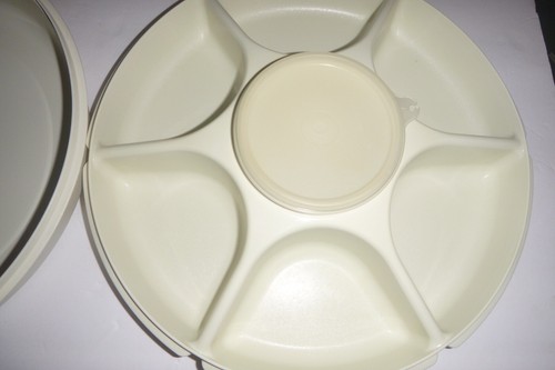 Tupperware 1665-1 Vassoio per Alimenti e Ciotola per Piatti con Coperchio - Foto 4 di 5