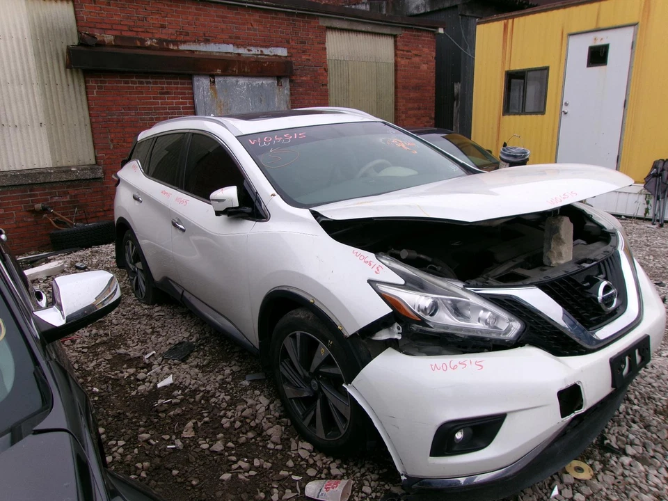 Conjunto de filtro de aire usado se adapta a: Nissan Murano 2015 3,5 L 6 cilindros grado A Foto 4 de 4