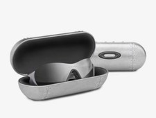 Oakley Large Metal Vault Sunglasses Eyeglasses Protection Case