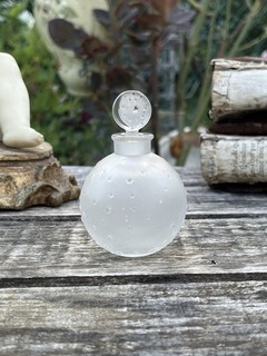 Ancien Flacon René Lalique " Je reviens Sans la nuit ? " Verre dépoli