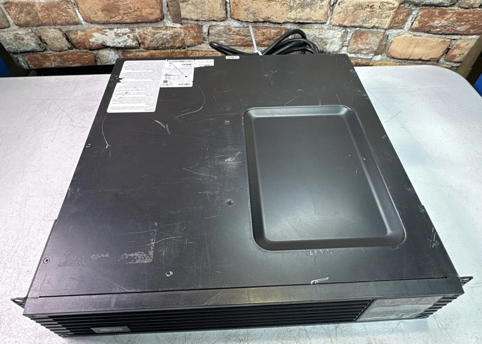 TrippLite SmartOnline UPS 1500VA 1350W UPS - SU1500RTXLCD2U - w/ Network Card - Image 2 of 4