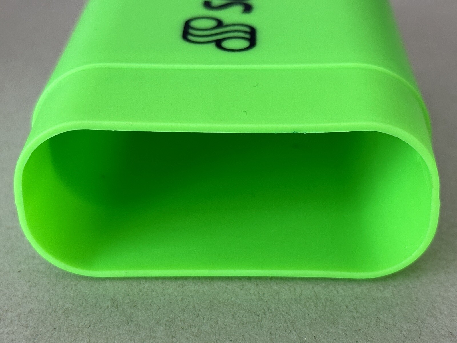 Collectable SEAGATE Pen and Pencil Holder - Plastic / Neon Green