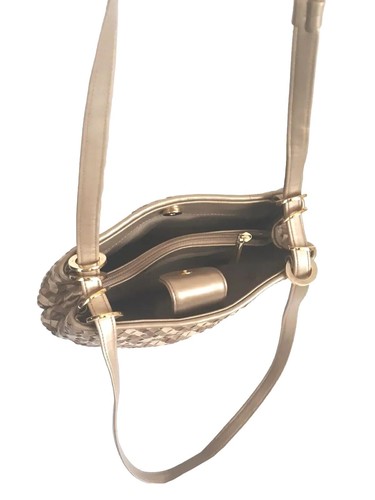 Bueno Handtasche geflochten Kunstleder mehrfarbig taupe Druckknopf und Reißverschluss gebraucht - Bild 6 von 12