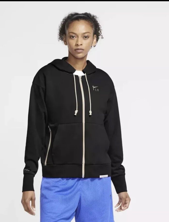 Women's S Nike Swoosh Fly Standard Issue Basketball Hoodie