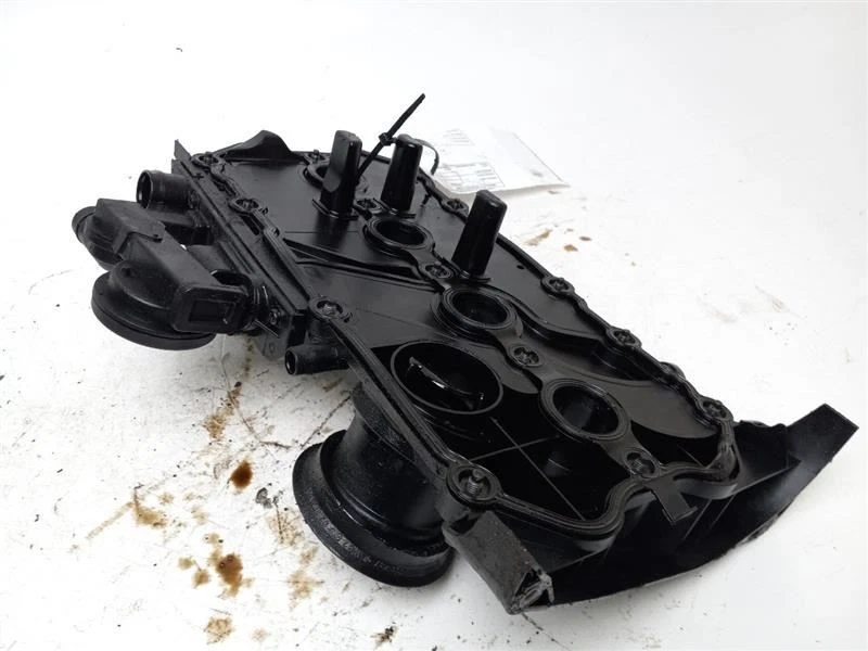 Volkswagen Passat 2008 cubierta de válvula de 4 cilindros 57607 Foto 2 de 4