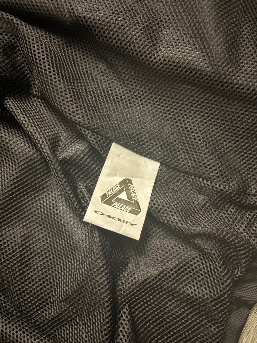 Palace x Oakley Nitrofuel Jacket Medium | eBay