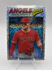 2026 Topps Heritage Mike Trout #163 Silver Sparkle Chrome Angels