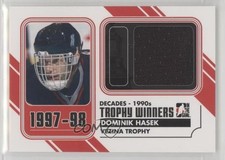 2013-14 ITG Decades 1990s Trophy Winners Jersey Black /80 Dominik Hasek HOF 8i3