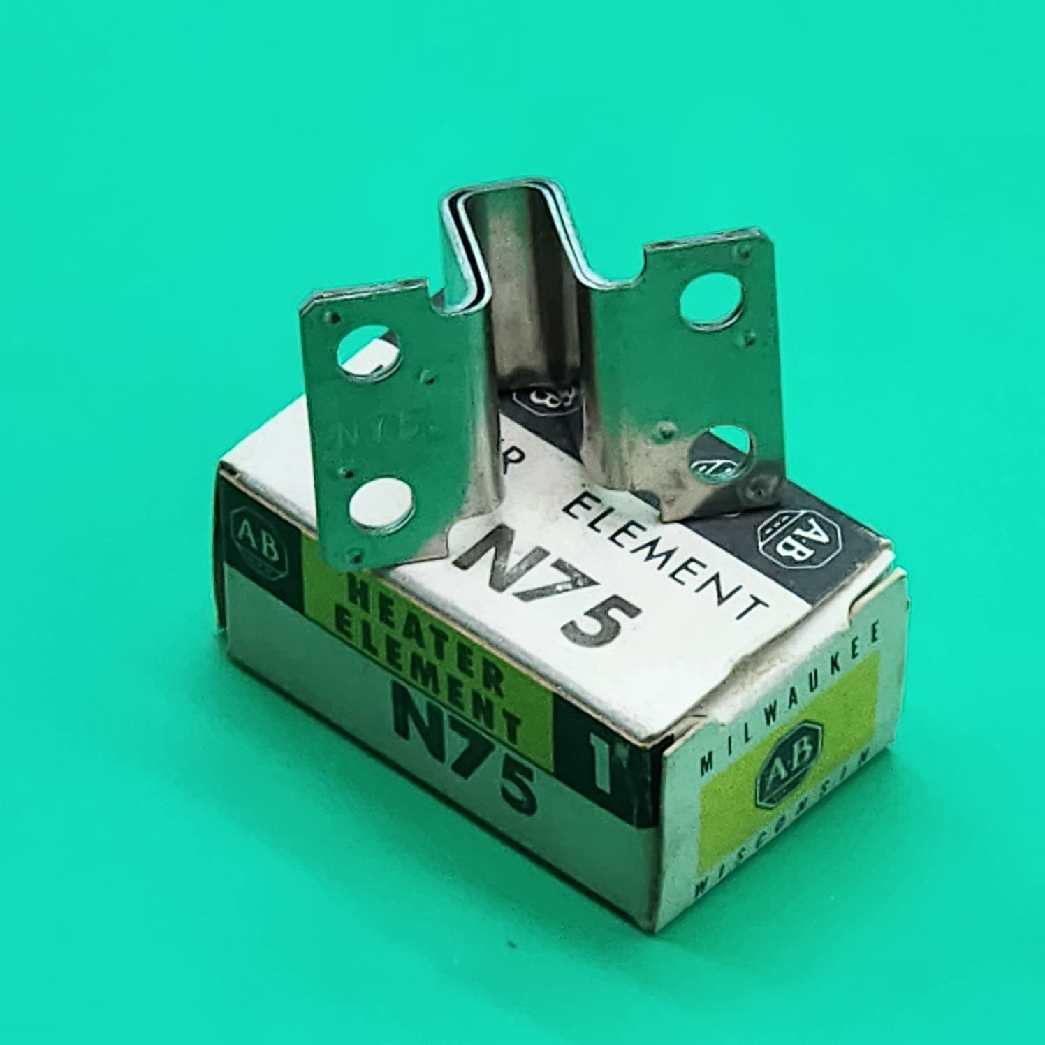Allen Bradley • Manufacturer: Allen-Bradley (Rockwell Automation) • Part Number: