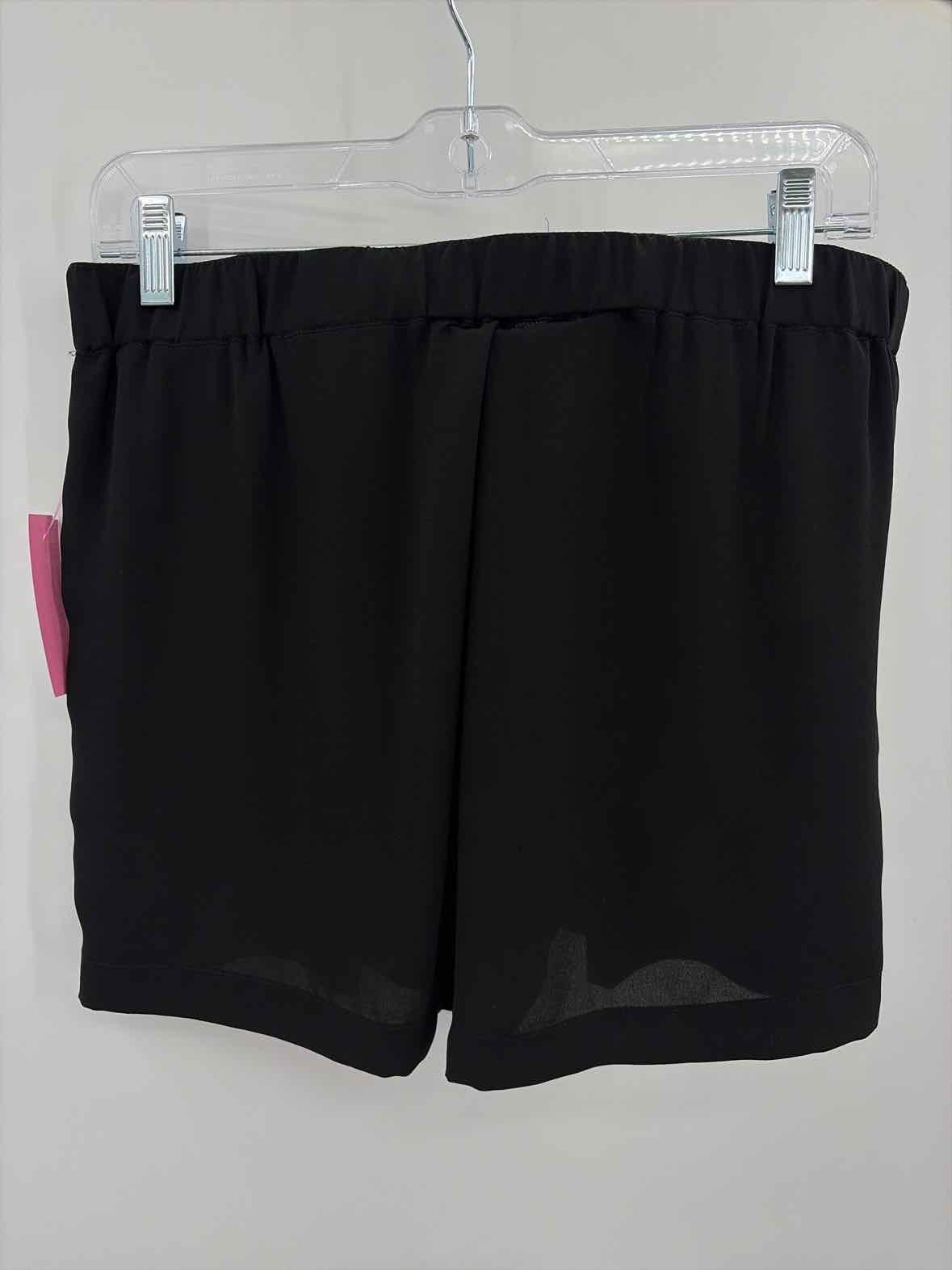Pre-Owned BCBG Black Size Medium Basic Shorts - image 3