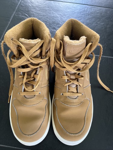 Winterschuhe Boots, Größe 42 von Nike
