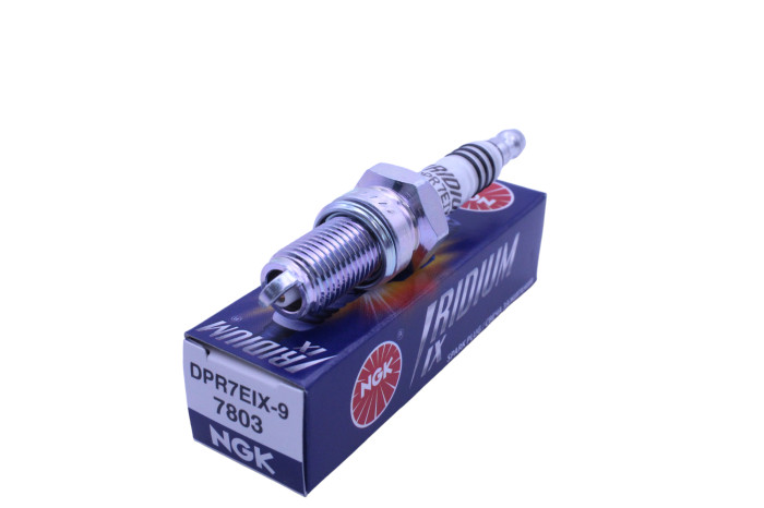 NGK NGK 7803 DPR7EIX-9 IRIDIUM IX SPARK PLUG 7803