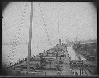 Photo:S.S. Angeline, spar deck and hatches from bridge