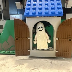 LEGO System Castle Royal Knight's Castle 6090 In 1995 Used W/Manual & Box