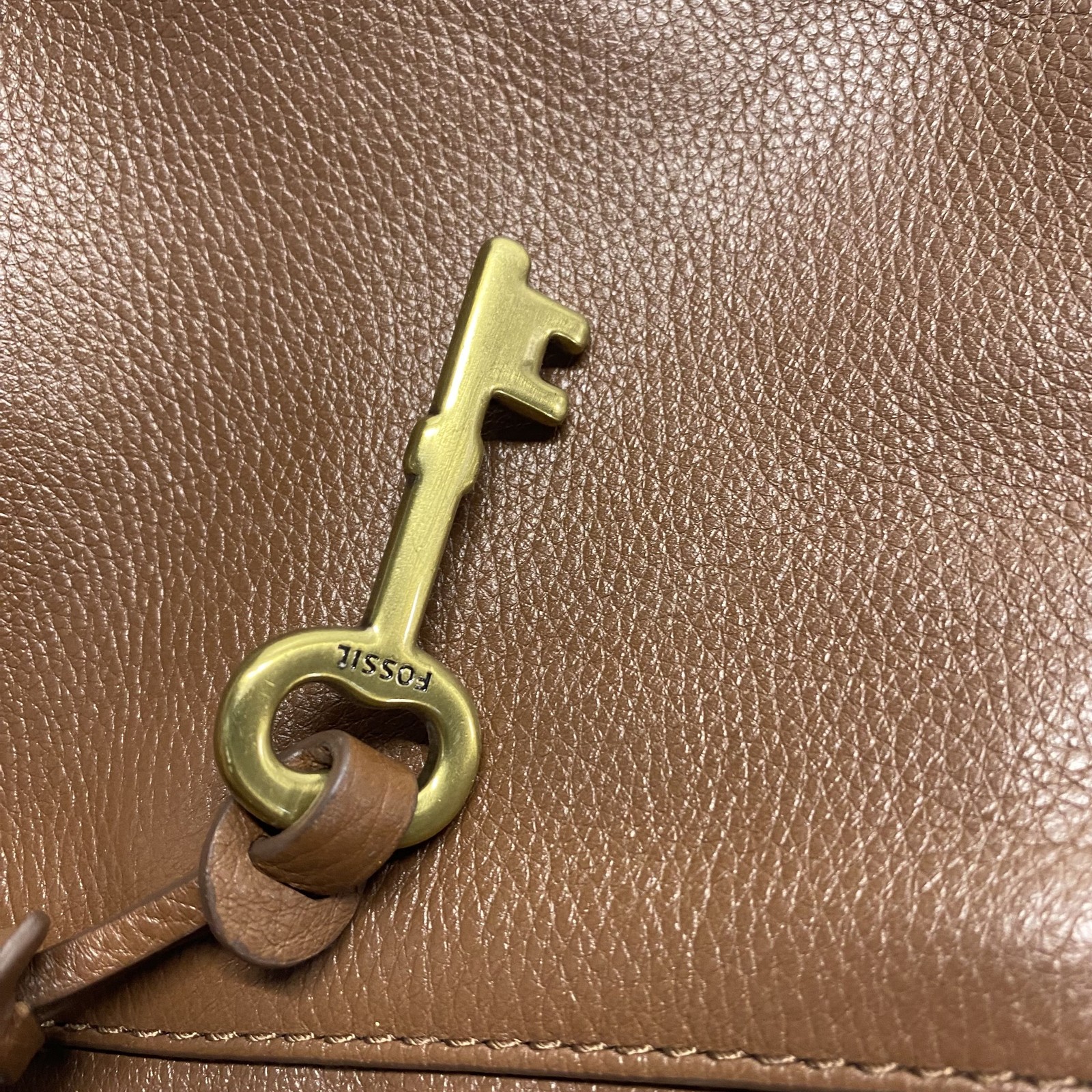 Fossil Brown Solid Leather Adjustable Crossbody P… - image 9