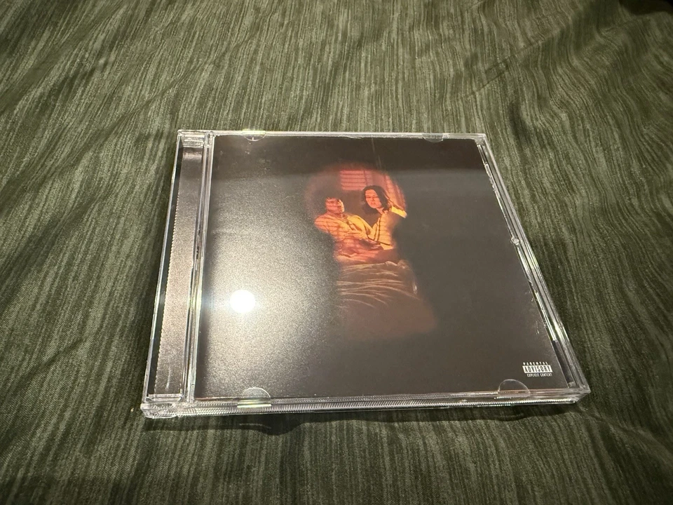 Selena Gomez & Benny Blanco “I Said I Love You First” SIGNED CD - **In Hand** - Imagem 3 de 4