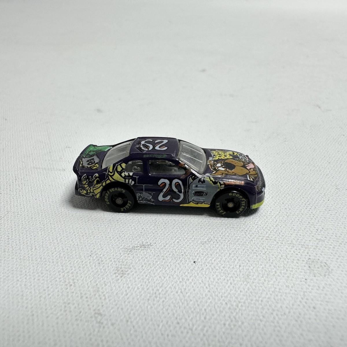 1996 Monte Carlo NASCAR #29 Racing Champions Scooby Doo Mini Micro