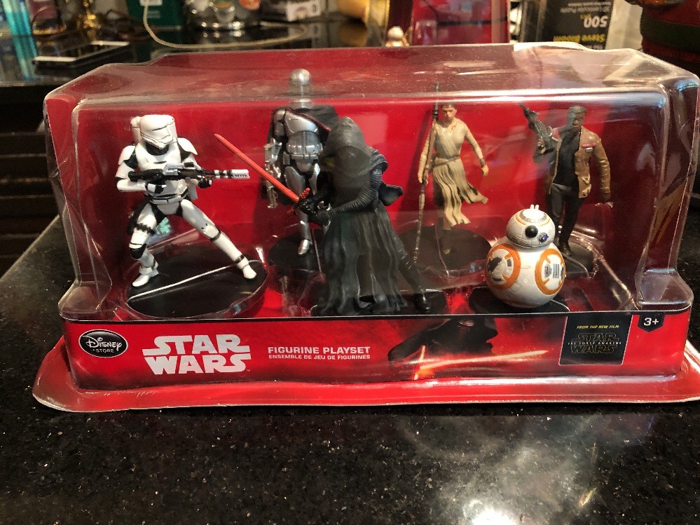 Disney Store Star Wars Force Awakens 6 Figurine Playset New Wear