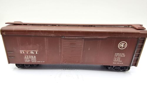 **READ** HO SCALE DT&I 17753 50' BOX CAR CRAFTSMAN KIT BUILT DETROIT TOLEDO - Picture 2 of 9