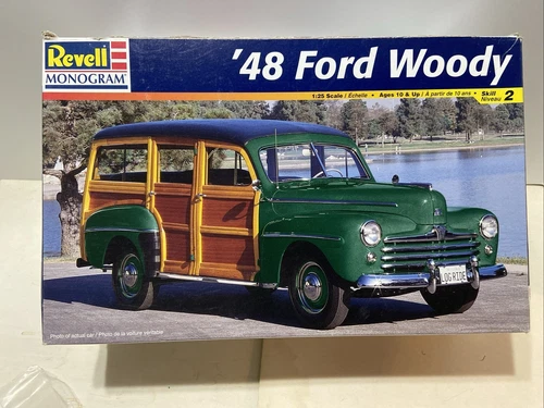 1948 FORD WOODY Revell Monogram 1/25 Scale Model Kit 85-2540  JUNKYARD/PARTS - Picture 1 of 9