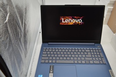 Lenovo IdeaPad Slim 3 15IRU8 Core i3-1315U 1.2GHz 8GB 256GB SSD PC1743347
