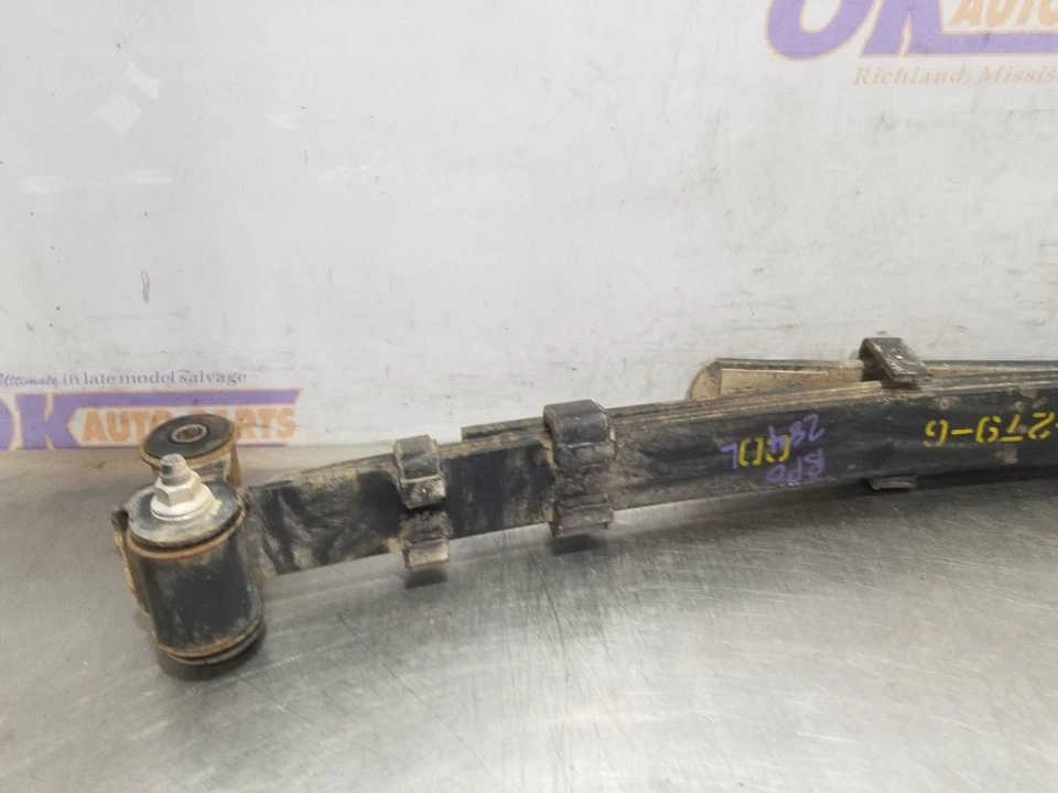 10 2010 TOYOTA TACOMA TRD SPORT 4.0L 4X4 REAR LEAF SPRING 4 LEAF LEFT DRIVER Foto 2 de 4