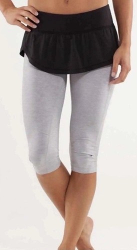 Lululemon Leggings 6 Black Spin It To Win It Cropped Skort Gym Athletic GREAT
