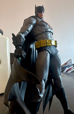 McFarlane Toys DC Multiverse Hush Black Batman 7in Action Figure Toy