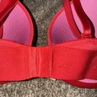 PreOwned Victorias Secret PINK Red Wear Everywhere T-Shirt Lightly Lined 32C — photo 7