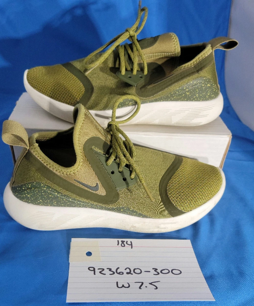 Nike Womens Lunarcharge Essential 923620 300 Green Running Shoe Size 7.5 184