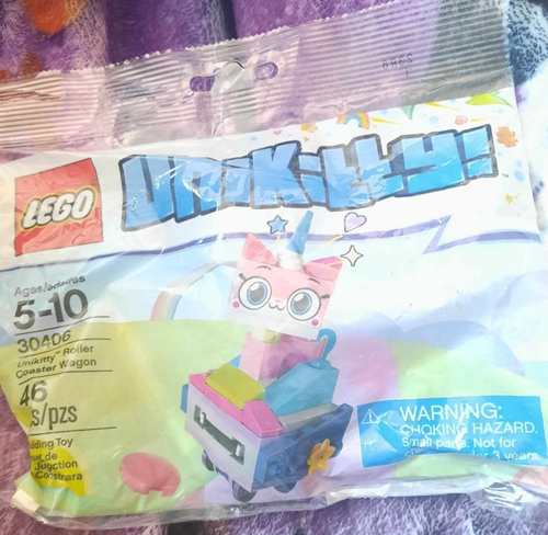 new lot Lego Minifigure Unikitty Roller Coaster Wagon & Batgirl Batman eraser - Picture 3 of 3