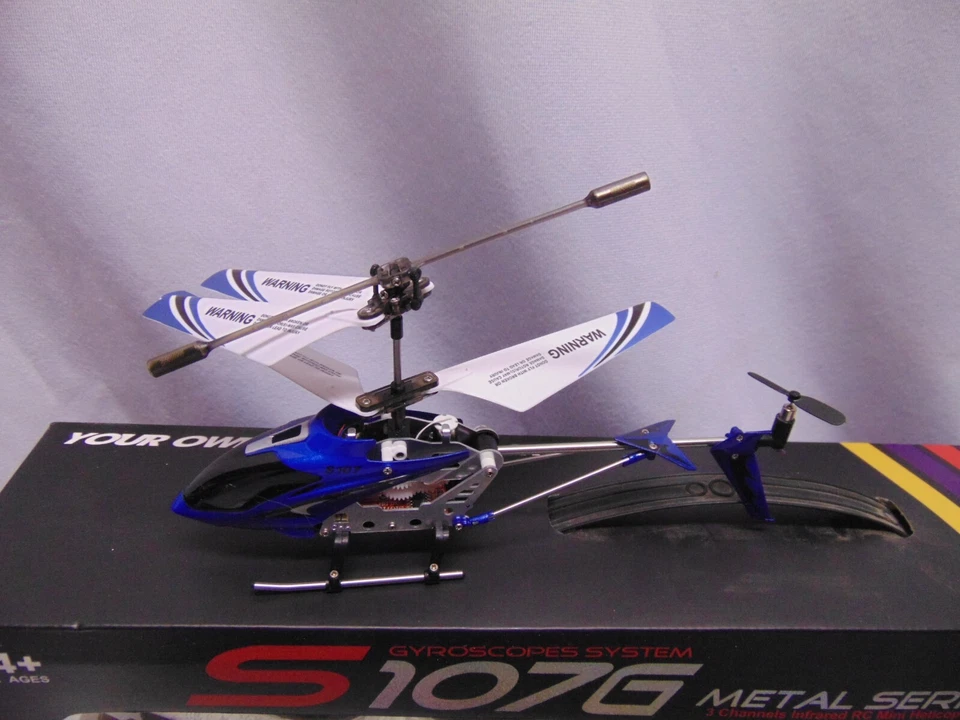 Syma S1076 metal series 3 channel infrared RC mini Helicopter gyroscopes system - Image 2 of 4