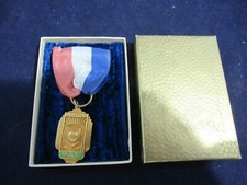 Vintage Sports Medal, PAL, Sr. Senior 104 Pct. Red Blue White Colors
