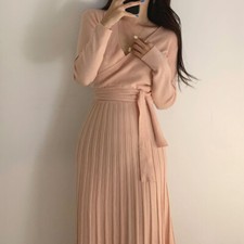 Lady Knit Dresses V-neck Long Sleeve Slim Lace-up Stretch Pleated Casual Fashion