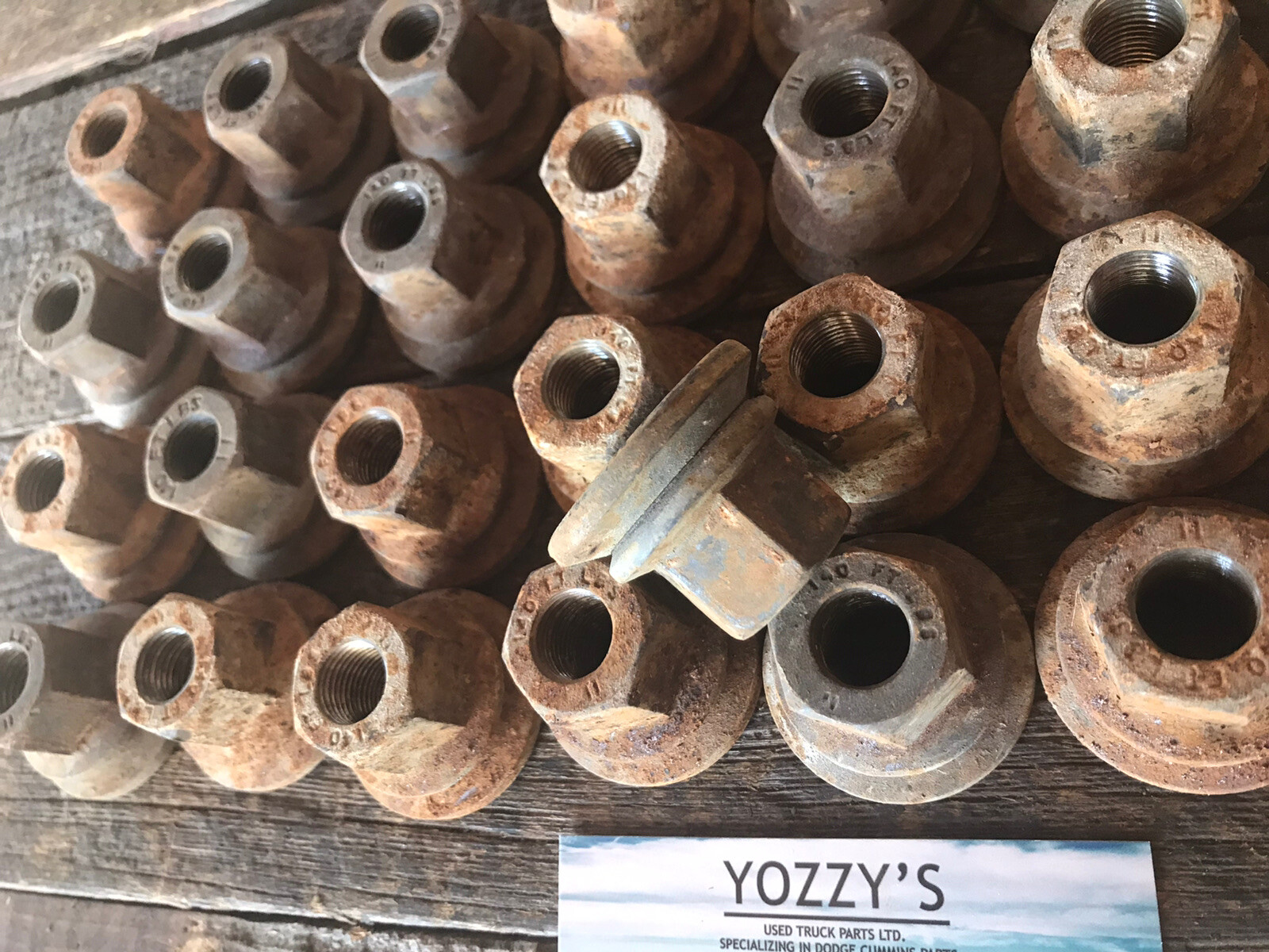 OEM SET OF 32 19942009 DODGE RAM 3500 DUALLY LUG NUTS eBay