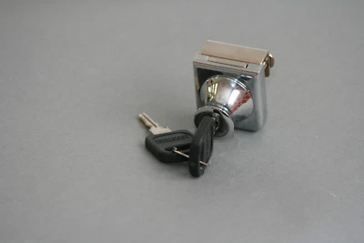 ARMSTRONG Glass cabinet / display locks, no drill style, keyed different, 1/4" thick glass