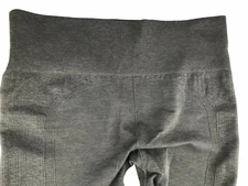 Lululemon Ebb Flow Crop Legging Pant Gray. 25 Inch Inseam Size Women's Large 12