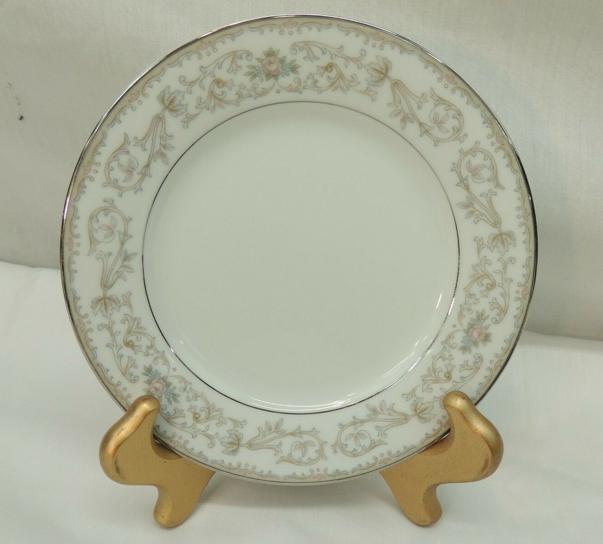 LOT OF 8 ELEGANT NORITAKE 6