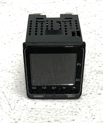 Omron E5CC-RX3A5M-000 13713M Digital Thermo Temperature Controller 244G